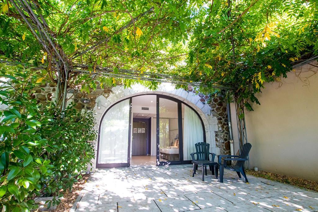 Hotel Du Cros D'Auzon Saint-Maurice-dʼArdèche Екстериор снимка
