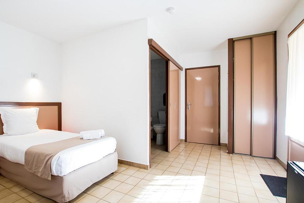 Hotel Du Cros D'Auzon Saint-Maurice-dʼArdèche Екстериор снимка