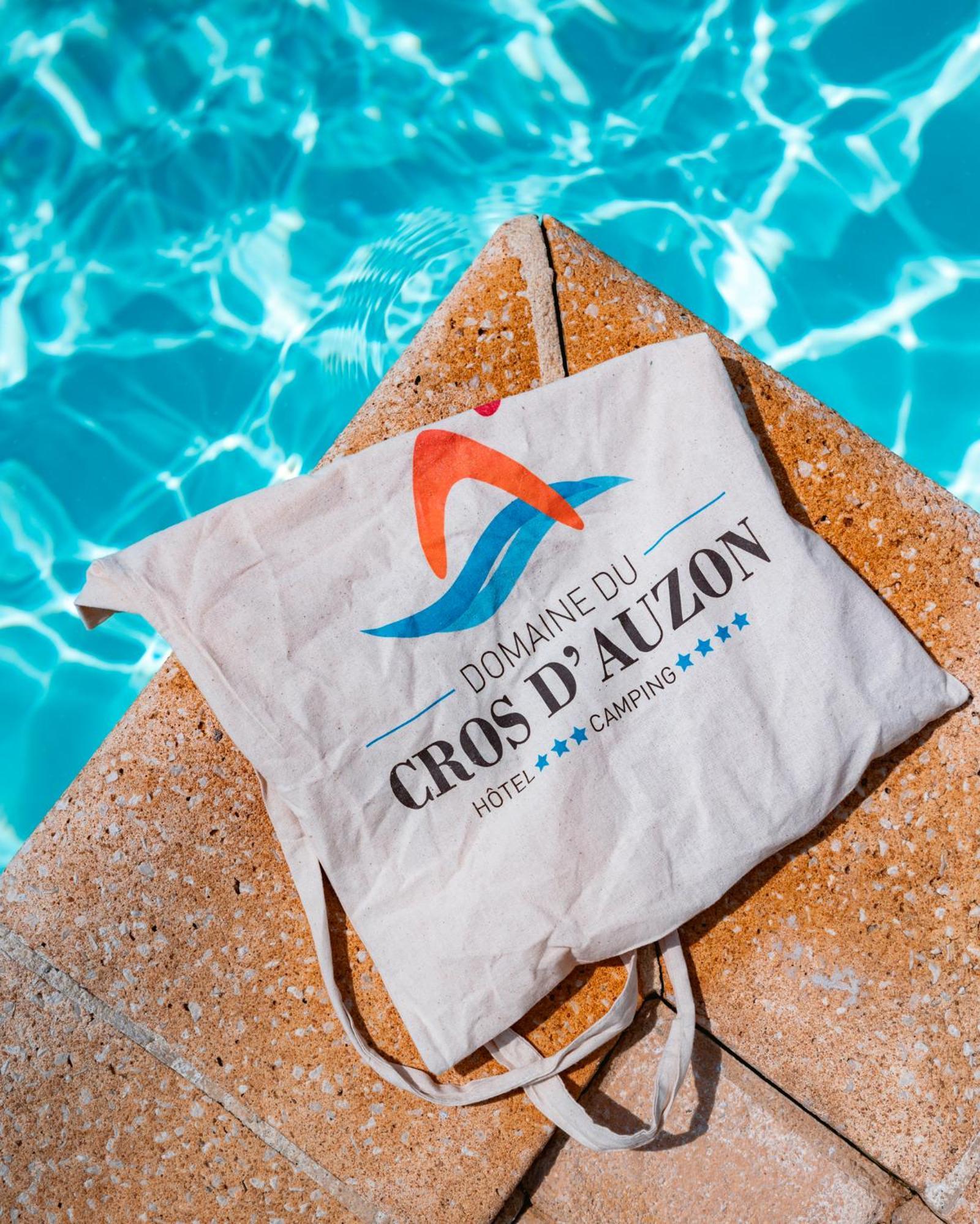 Hotel Du Cros D'Auzon Saint-Maurice-dʼArdèche Екстериор снимка